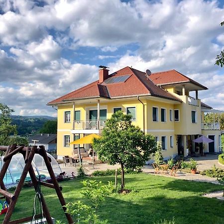 Ferienwohnung Am Bauernhof Strassonig Vulgo Hornis Moosburg Exteriör bild