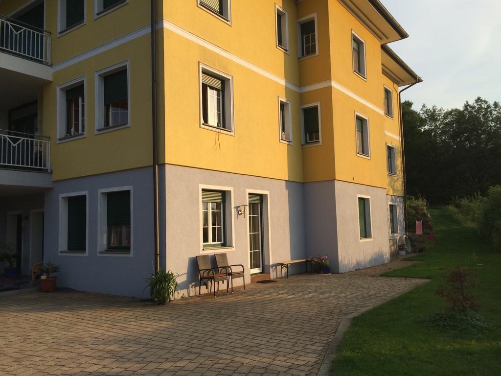 Ferienwohnung Am Bauernhof Strassonig Vulgo Hornis Moosburg Exteriör bild