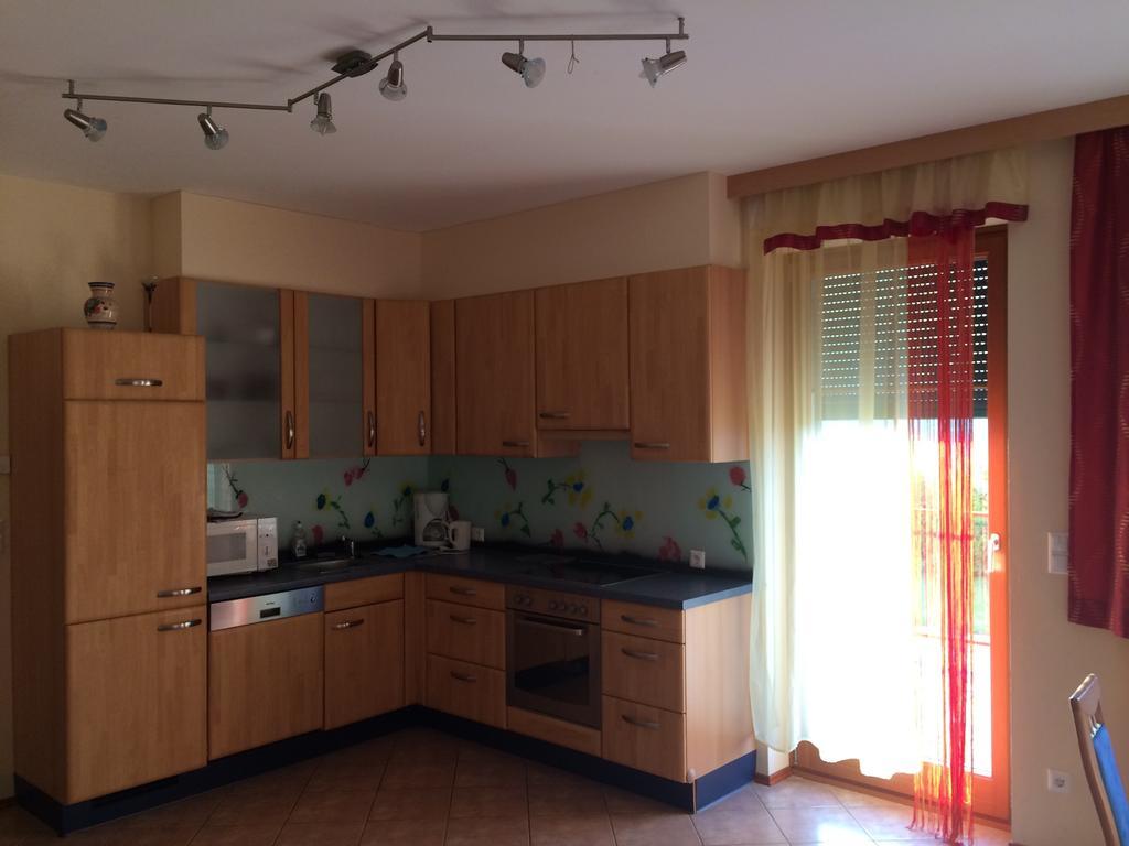 Ferienwohnung Am Bauernhof Strassonig Vulgo Hornis Moosburg Exteriör bild